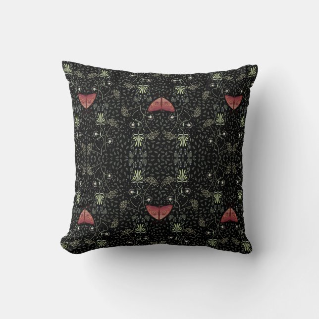 Coussin Motif Moth (Recto)