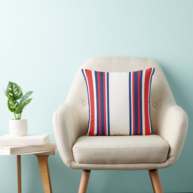 Coussin Motif rayures verticales rouge blanc bleu patrioti (Chaise)