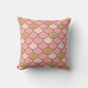 Coussin motif rose à échelle de poisson d'or avec effet pa