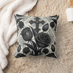 Coussin Motif Rose Gothique Foncé (2)