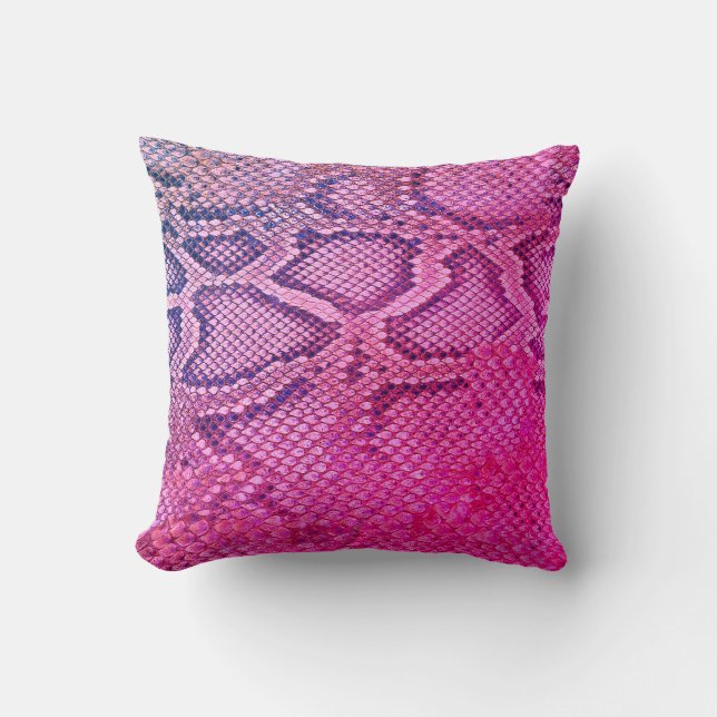 Coussin motif rose Snakeskin (Recto)