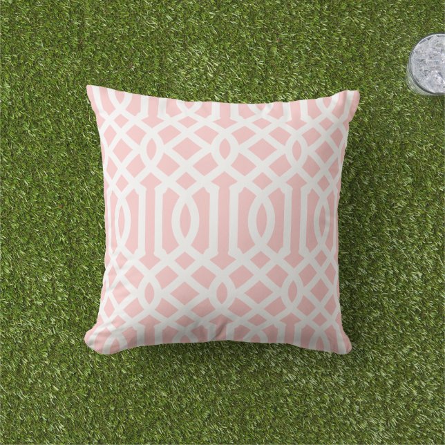 Coussin Motif Trellis rose et blanc pétal (Herbe)