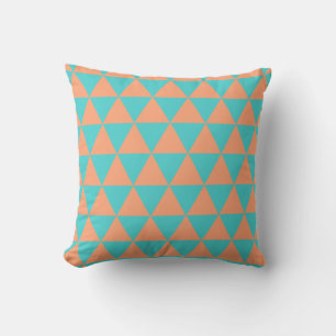 Coussin motif triangle orange et bleu