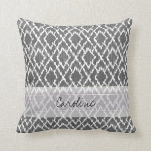 Coussin Motif tribal de diamant d'Ikat de gris de charbon