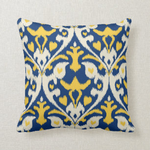 Coussin Motif tribal d'ikat bleu jaune de couleur chamois
