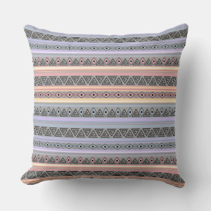 Coussin motif tribal ethnique géométrique d'Amérindien