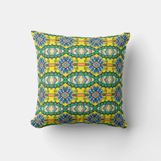 Coussin Motif tribal fleuri, orné, dessiné à la main. (Recto)