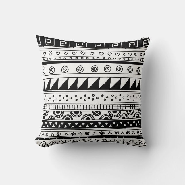 Coussin Motif tribal noir et blanc (Recto)