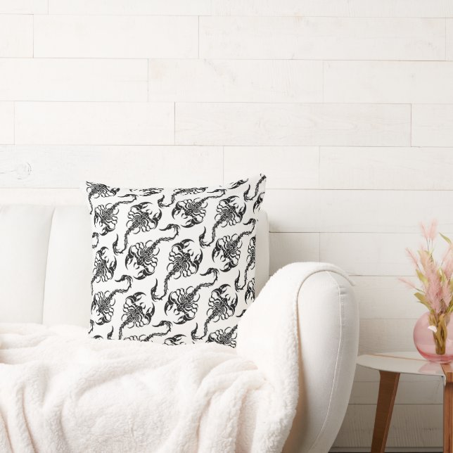 Coussin Motif tribal scorpion noir et blanc (Canapé)