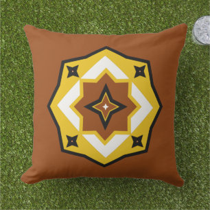 Coussin motif vintage design rustique marron foncé jaune