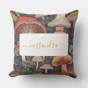 Coussin Motif Whimsical Botanical Mushroom avec nom