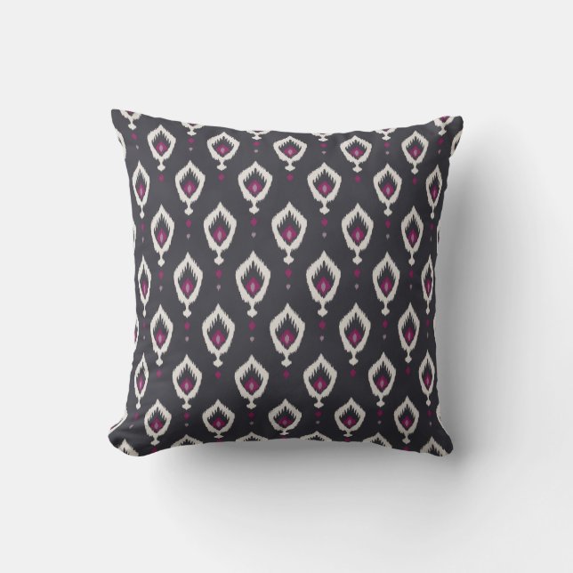 Coussin Motifs tribaux chics noirs et violets ikat (Recto)
