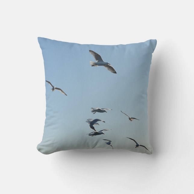 Coussin Mouettes Dynamiques En Vol Oiseaux Côtiers Ciel Bl (Recto)