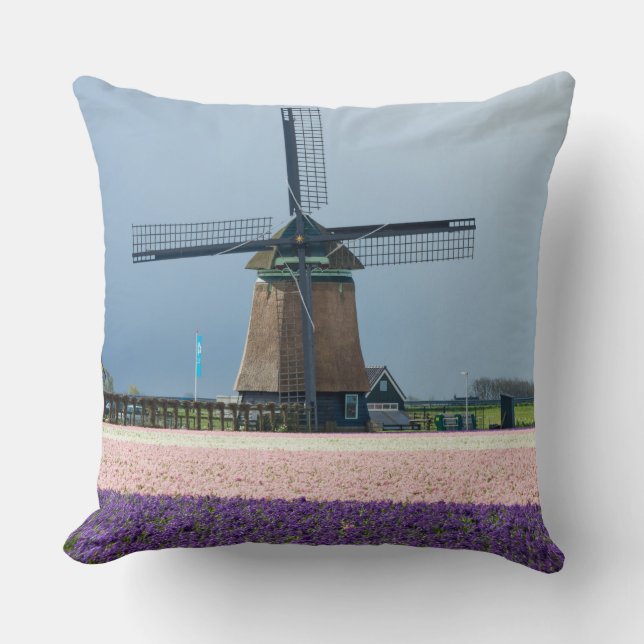 Coussin Moulin à vent traditionnel avec les fleurs roses (Recto)