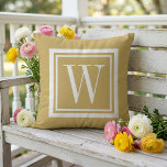Coussin Moutarde et Blanc Monogramme Carré Classique<br><div class="desc">Concevez votre propre coussin personnalisé dans n'importe quelle combinaison de couleurs pour coordonner parfaitement avec votre décoration intérieure dans n'importe quel espace ! Utilisez les outils de conception pour changer la couleur de fond et la couleur de la bordure carrée, ou ajoutez votre propre texte pour inclure un nom, des...</div>