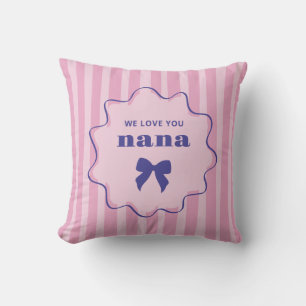 Coussin Nana Rayures roses avec cadre ondulé et nœud chi