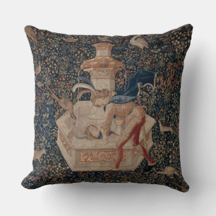 Coussin Narcisse au Puits, Tapisserie Médiévale
