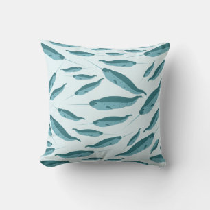 Coussin Narwhal dans le Motif de l'océan bleu
