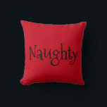 Coussin Naughty ou Nice Funny Sassy Noël réversible<br><div class="desc">Ce grand coussin de Noël donne au propriétaire la possibilité de faire connaître à ceux qui les entourent l'humeur dans laquelle ils se trouvent. Placez le coussin sur le côté rouge et noir "Naughty" ou faites-le pivoter sur le côté vert et blanc "Nice". Faire un grand cadeau pour un être...</div>