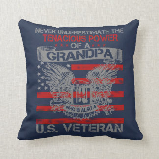 Coussin Ne sous-estimez jamais le grand-papa