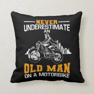 Coussin Ne Sous-Estimez Jamais Un Vieux Homme Sur Une Moto