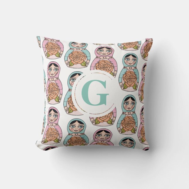 Coussin Nesting Doll matryoshka Lettre personnalisée Couss (Recto)