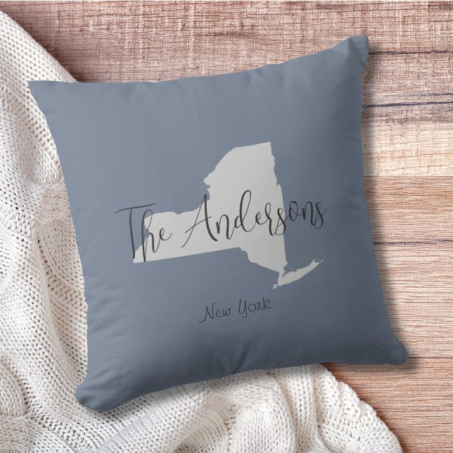 Coussin New York Outline Nom de famille Jeu d'oreiller (Show pride for your state and personalize it!  "love makes this house a home in <your state>")