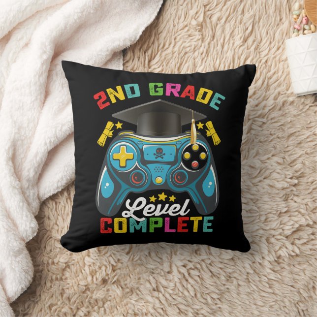 Coussin Niveau 2e année diplômé complet jeu jeu vidéo (Couverture)