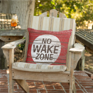Coussin No Wake Zone Signal Patiné Planks Motif
