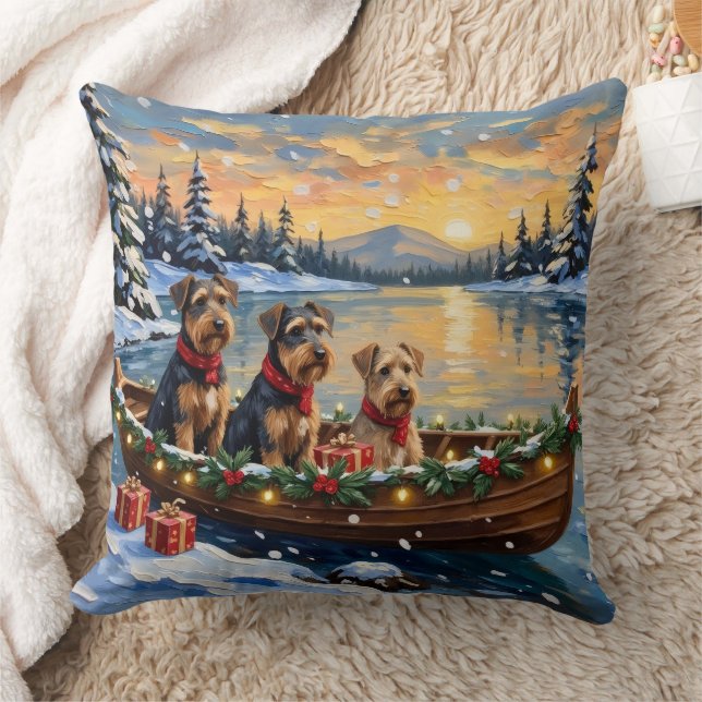 Coussin Noël en bateau avec Airedale Terrier (Couverture)