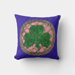 Coussin Noeuds Celtiques Shamrocks Rose Sur Plaid Bleu