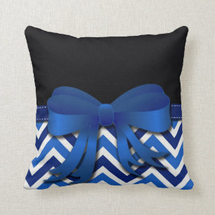 Coussin Noir avec Chevron bleu et blanc et Bow bleu