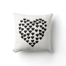 Noir de coeur de coeurs sur le blanc