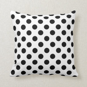 Coussin noir et blanc de point de polka