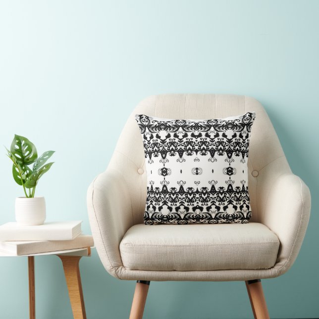 Coussin noir luxueux avec ornement (Chaise)
