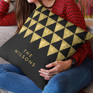Coussin Noir Nom élégant Faux Gold Triangle Motif