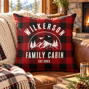 Coussin Nom de famille rustique Cabane Cottage Plaid Rouge