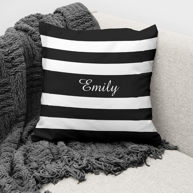 Coussin Nom de rayures noir et blanc moderne (Créateur téléchargé)
