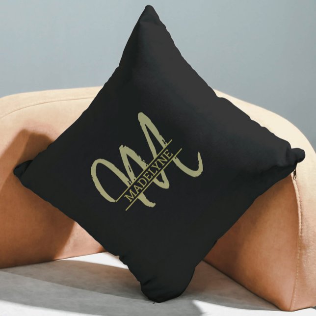 Coussin Nom du monogramme noir et or féminin minimal clair (Créateur téléchargé)