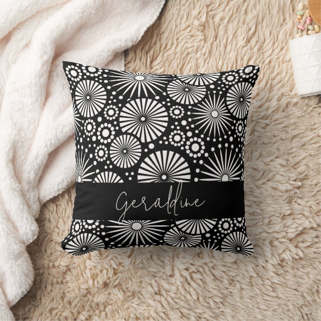 Coussin Nom étoilé géométrique noir et blanc élégant  (Couverture)