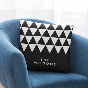 Coussin Nom minimaliste noir Motif triangle blanc
