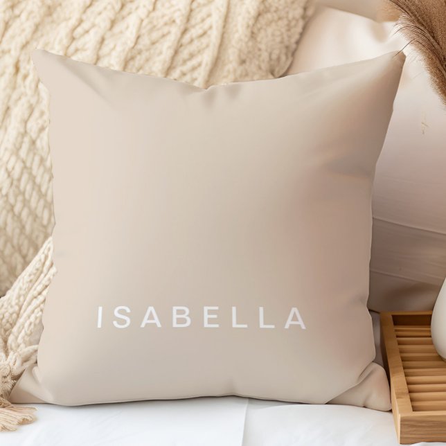 Coussin Nom personnalisé beige minimaliste moderne (Créateur téléchargé)