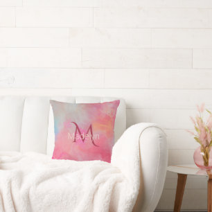Coussin Nom personnalisé + Encre rose à monogramme aquarel