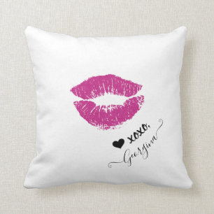 Coussin Nom personnalisé Girly Chic Pink Kiss Lips Coeur 