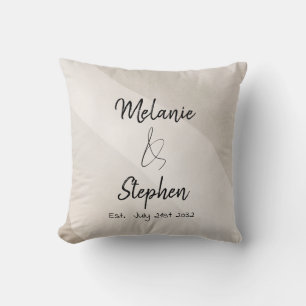 Coussin Noms de couple élégants modernes Script Neutre