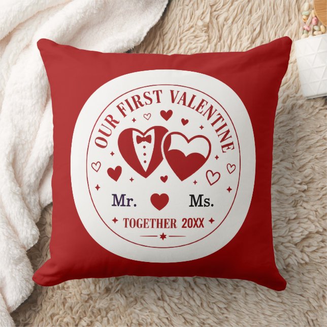 Coussin "Notre premier Saint-Valentin" personnalisé M. et  (Couverture)