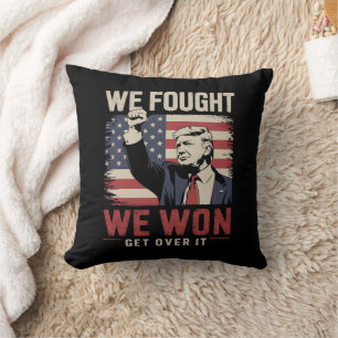 Coussin Nous avons combattu Nous avons gagné Passez à autr
