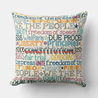Coussin nous la typographie du peuple