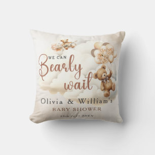 Coussin Nous pouvons à peine attendre Cub Brown Baby Showe