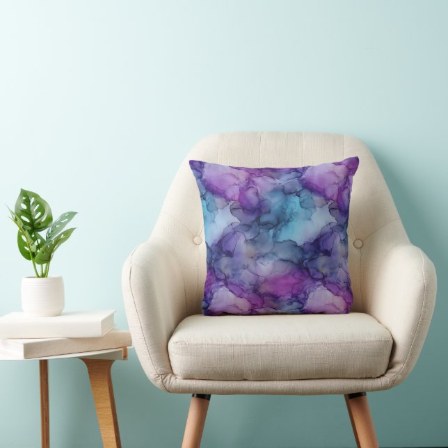 Coussin Nuages Marbrés Aquarelle Bleu Violet et Sarcelle (Chaise)